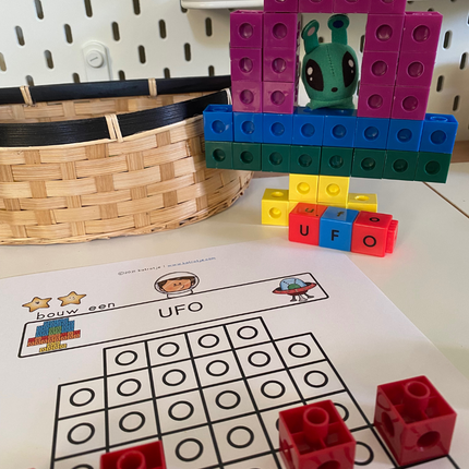 linking cubes bouwkaarten thema: de ruimte