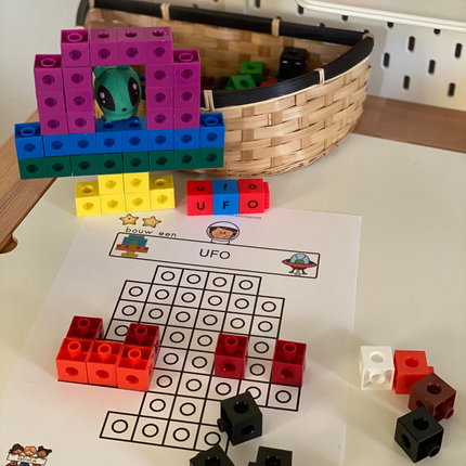 linking cubes bouwkaarten thema: de ruimte