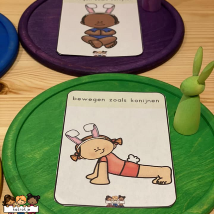 spelen met konijnen (voor peuterhanden)