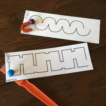 spelen met magneten + voetbal magneetkaarten extra