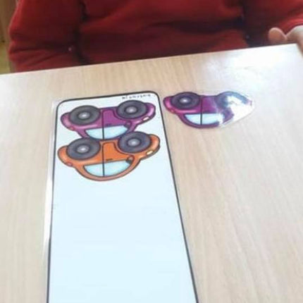 stapelen met gekleurde auto's