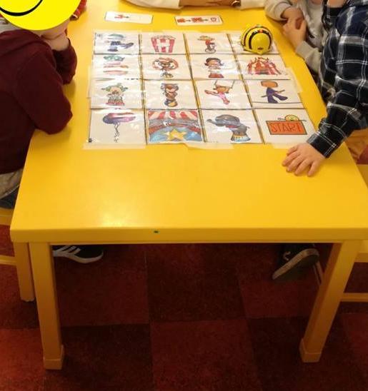 met de bee bot naar het circus