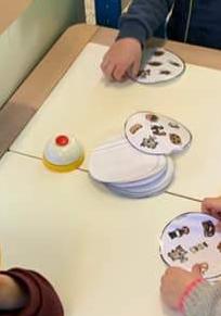 zoek dezelfde in het restaurant