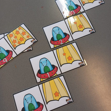 we vliegen door de ruimte